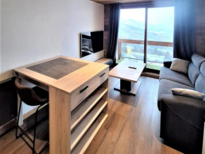 Studio skis aux pieds, balcon, piscine & Wifi - FR-1-267-307